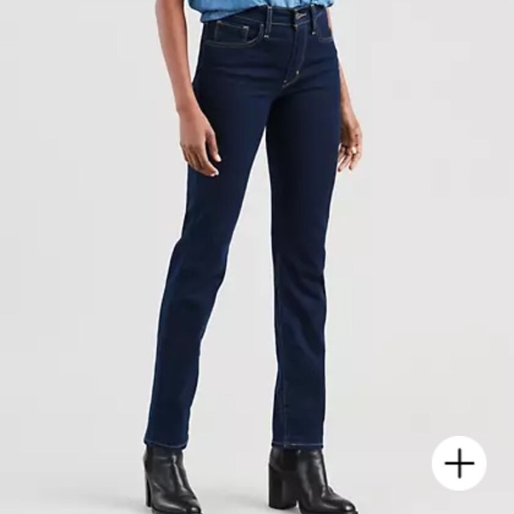 Levi's Denim - 724 Levi’s Straight Jeans